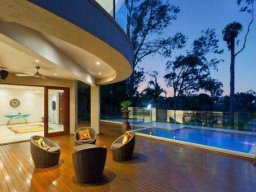 2-sliding-doors-99