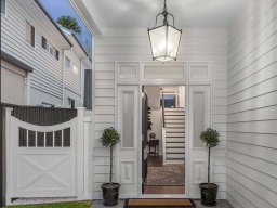 traditional-gates-3